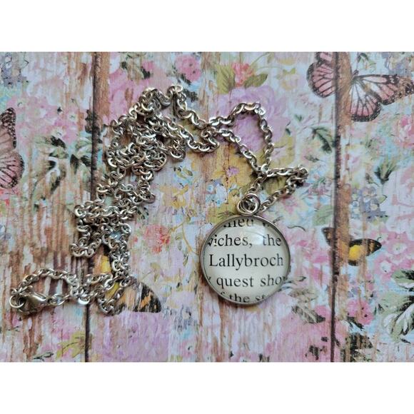 no brand Jewelry - Lallybroch 20mm necklace made with Outlander book pages